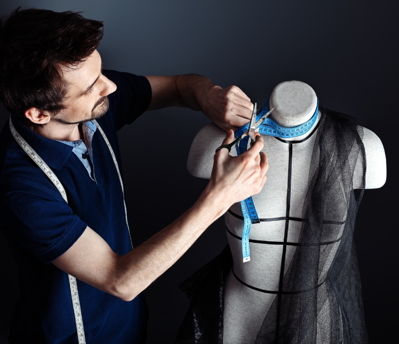 What Skills Should a Successful Fashion Designer Possess?