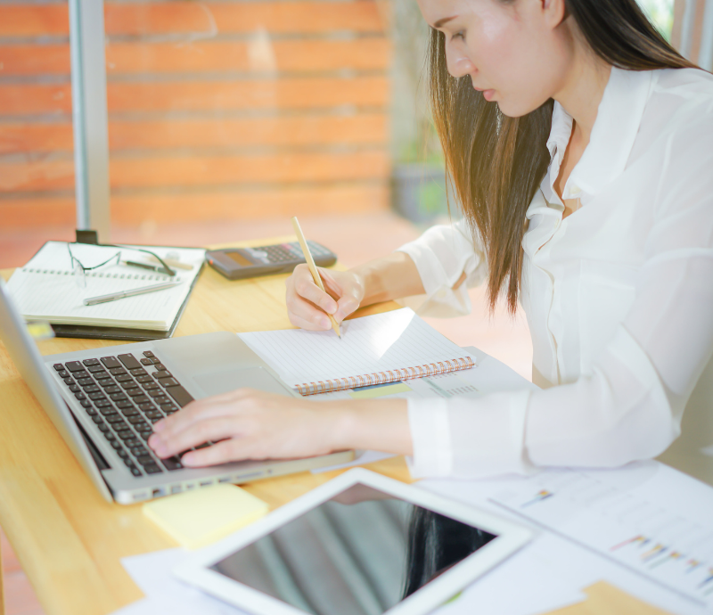 Experience the Power of Live Online Classes