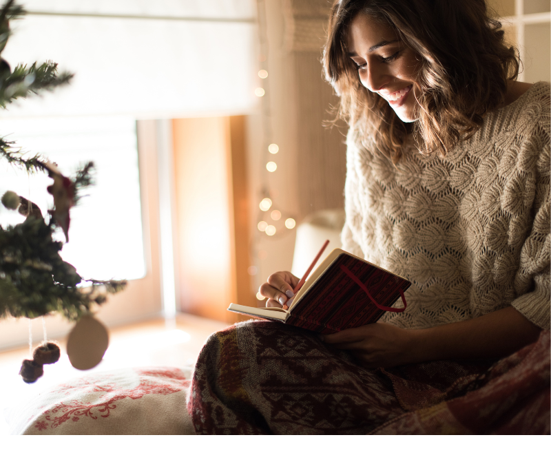 How to Create Festive Graphic Designs for the Holiday Season